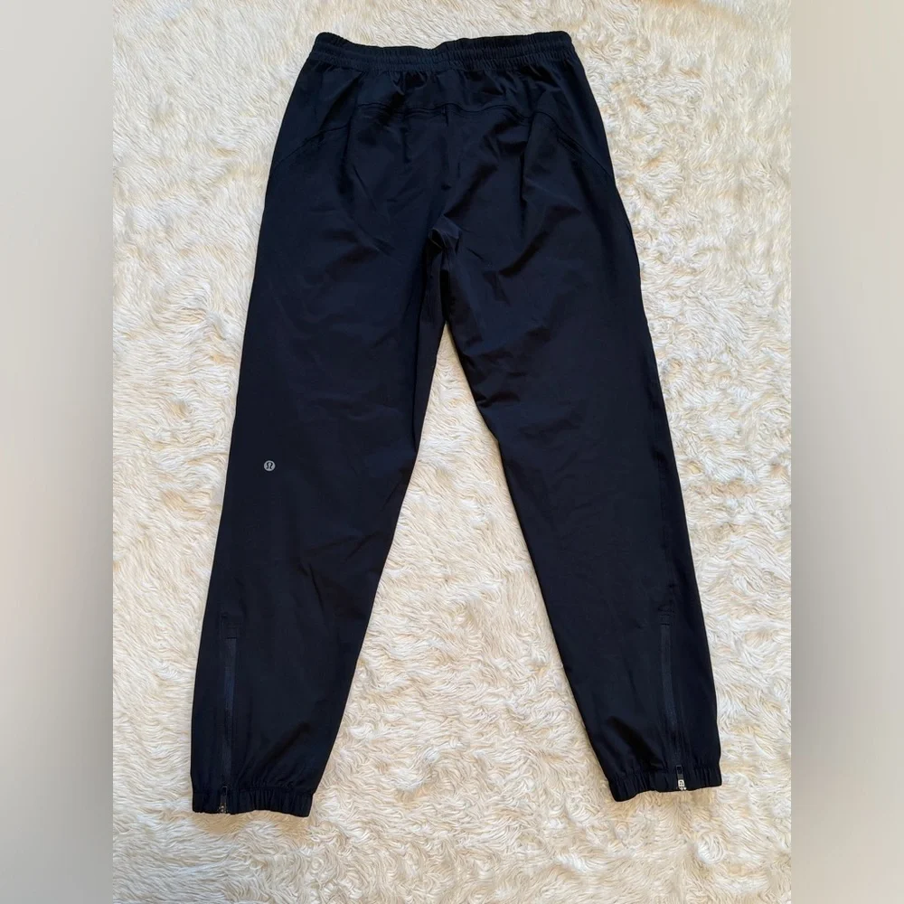 Lululemon Adapted State High-Rise Joggers - Size Medium - Picture 4 of 7